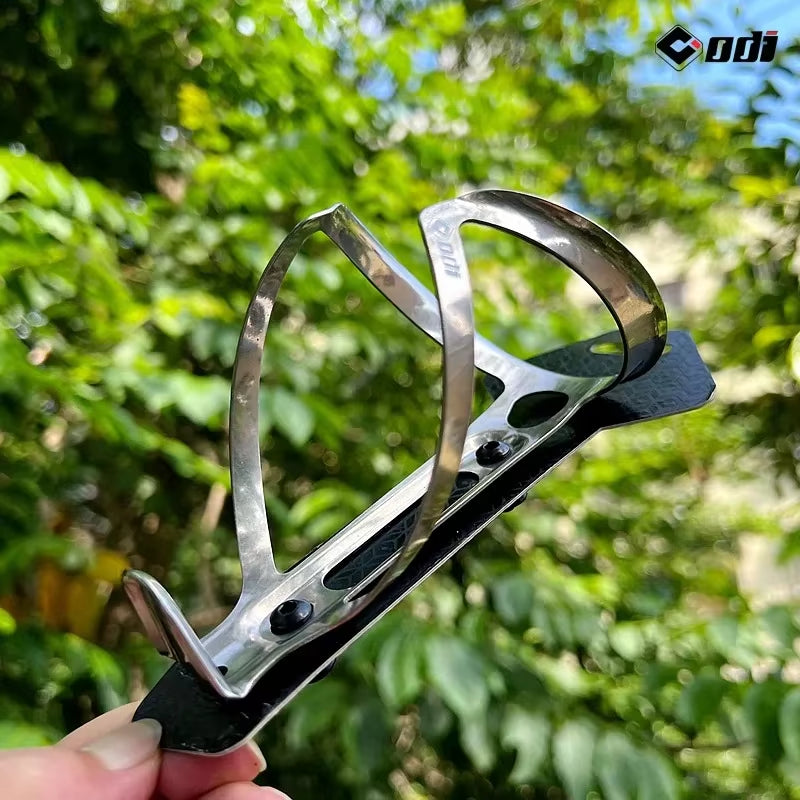 ODI Titanium Alloy Bicycle Water Bottle Cage Ultralight Mtb Drink Bottle Bracket Durable Bike Water Cup Holder Riding Equipment